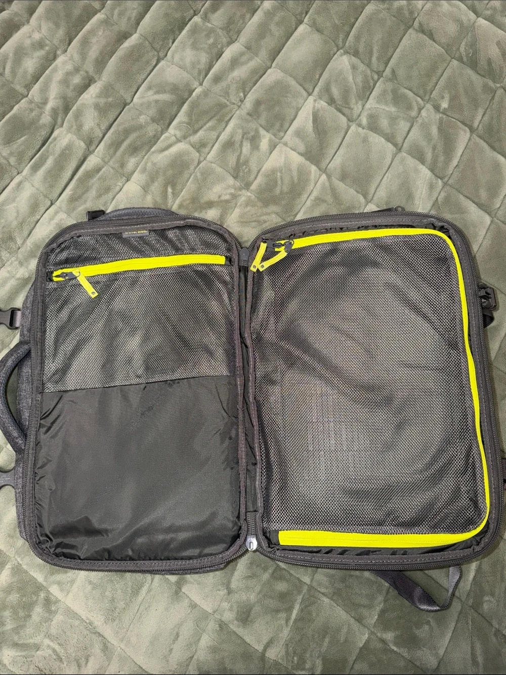 Incase EO Heather Gray Expandable Carry on Travel Backpack